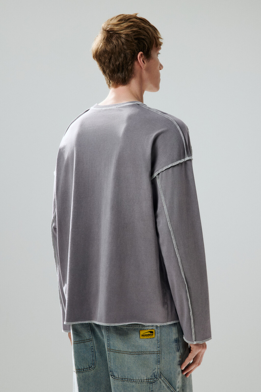 Лонгслив с принтом и открытыми срезами - цвет серый - 4