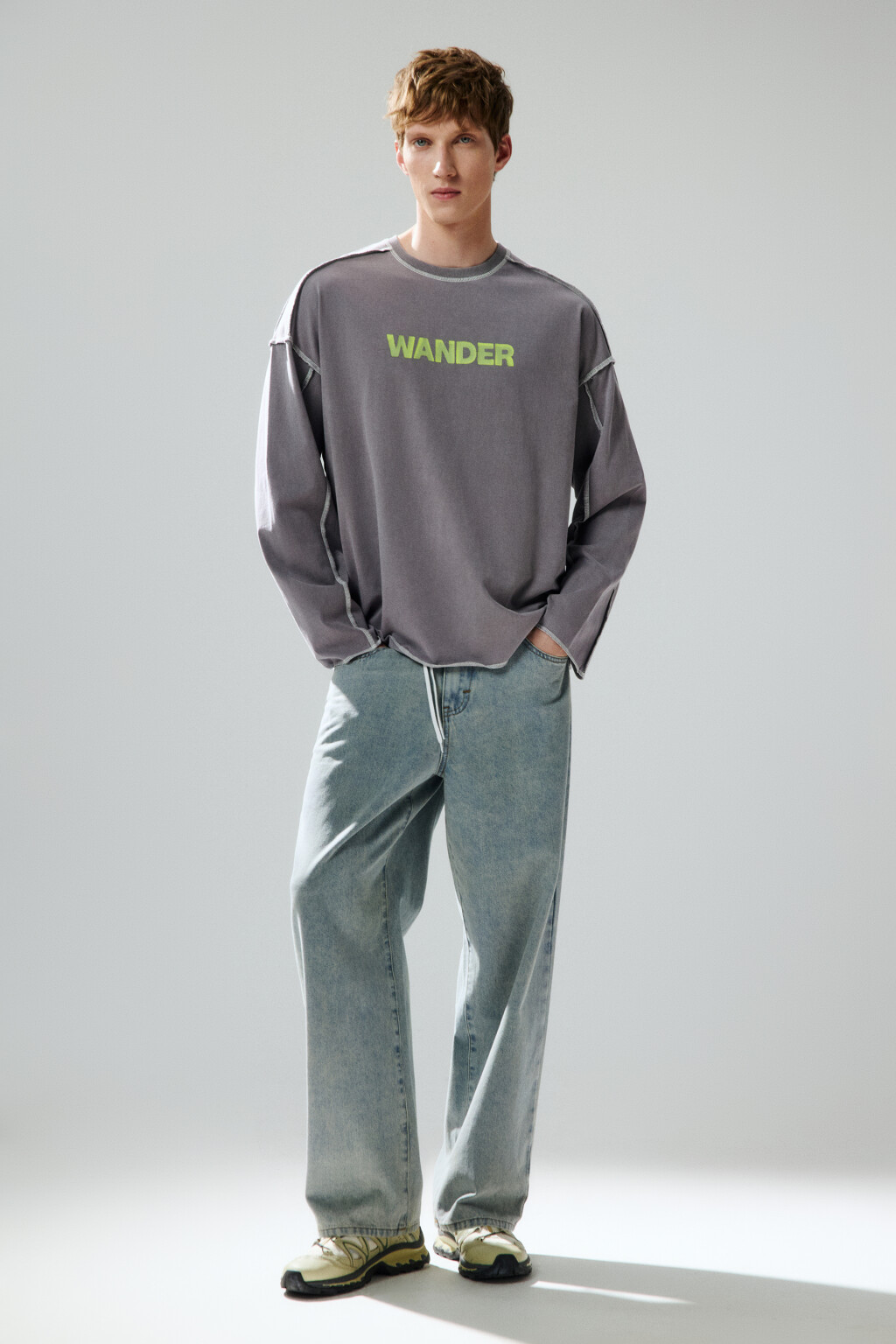 Лонгслив с принтом и открытыми срезами - цвет серый - 5