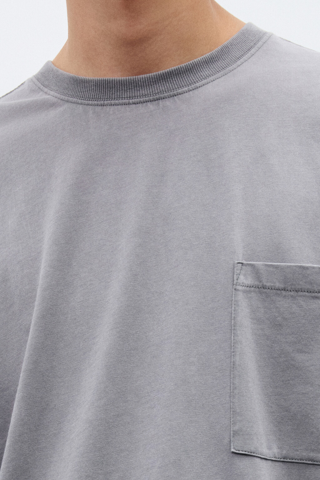Лонгслив с вареным эффектом и карманом - цвет серый - 6