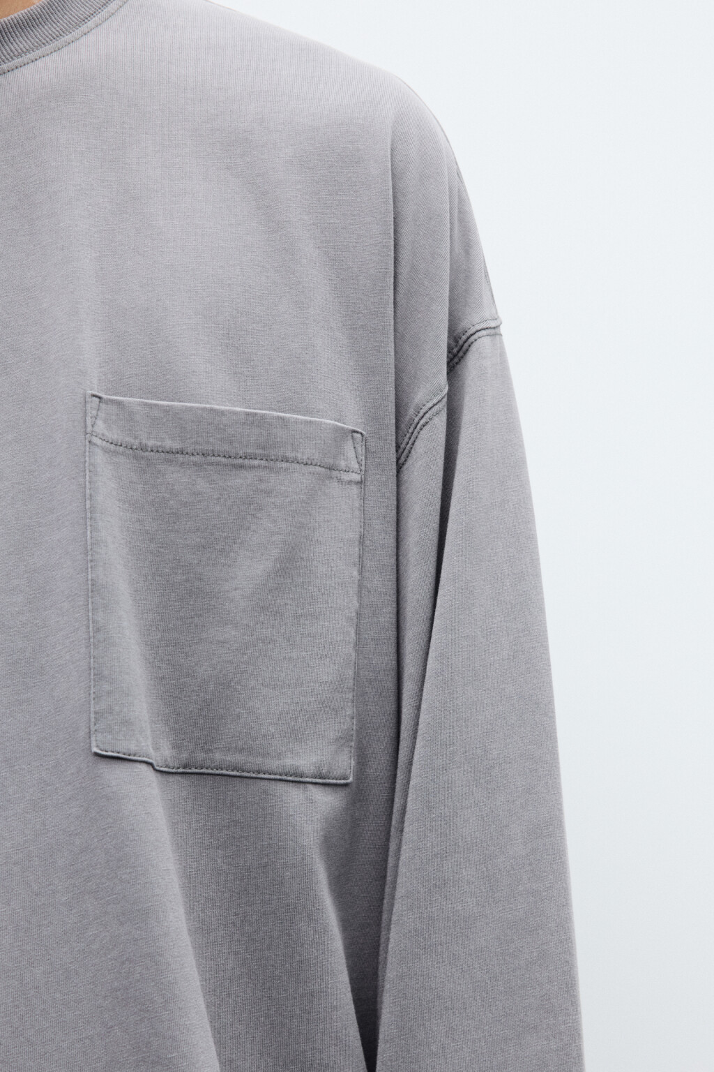 Лонгслив с вареным эффектом и карманом - цвет серый - 7