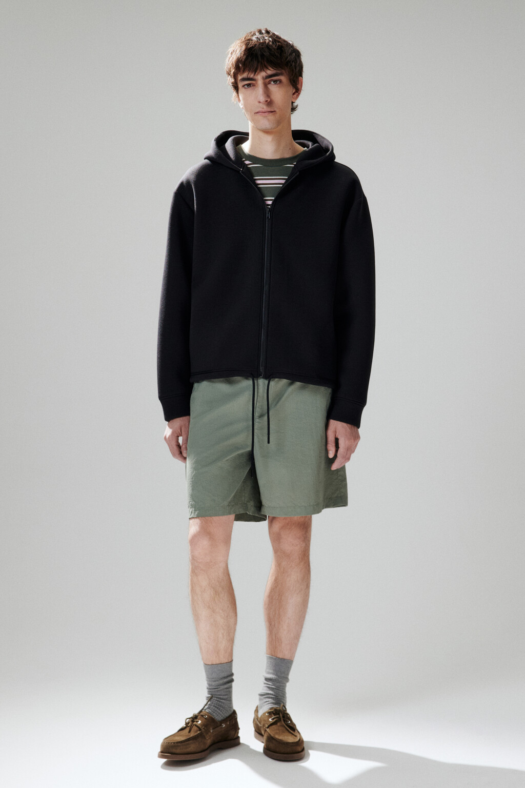 Худи-зипка из футера с капюшоном - цвет черный - 4