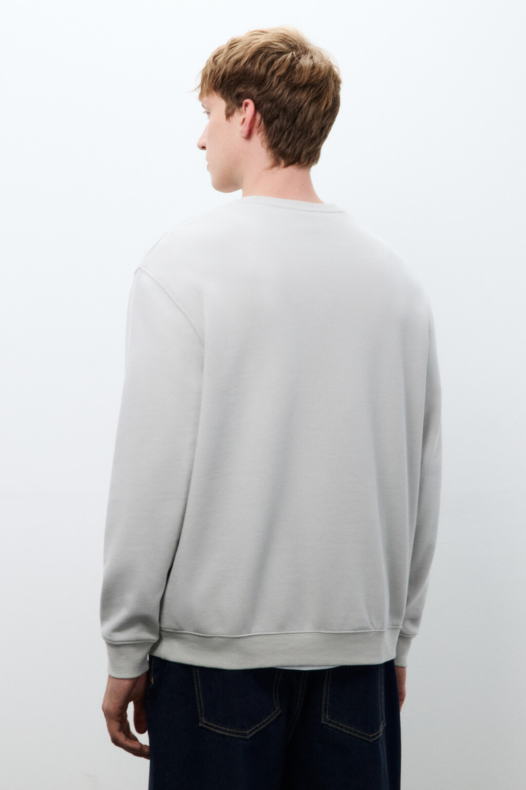 Свитшот из футера с нашивкой - цвет серый - 3