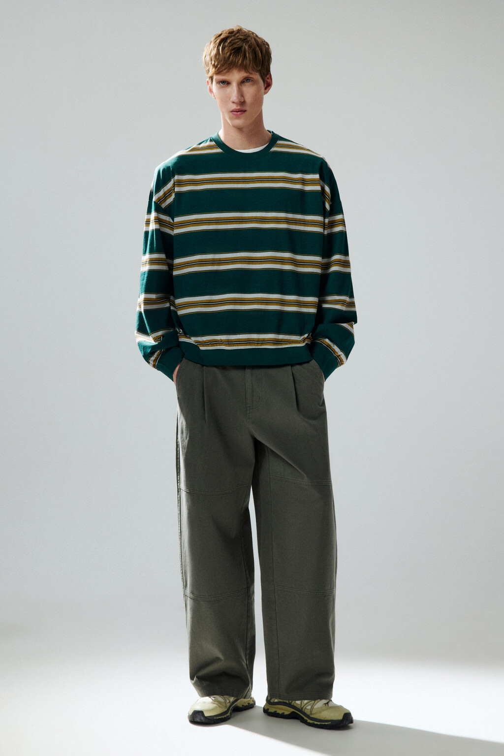 Свитшот в полоску с надписью - цвет зеленый - 4