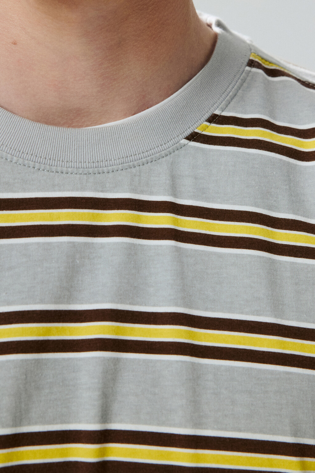 Свитшот в полоску с надписью - цвет серый - 5