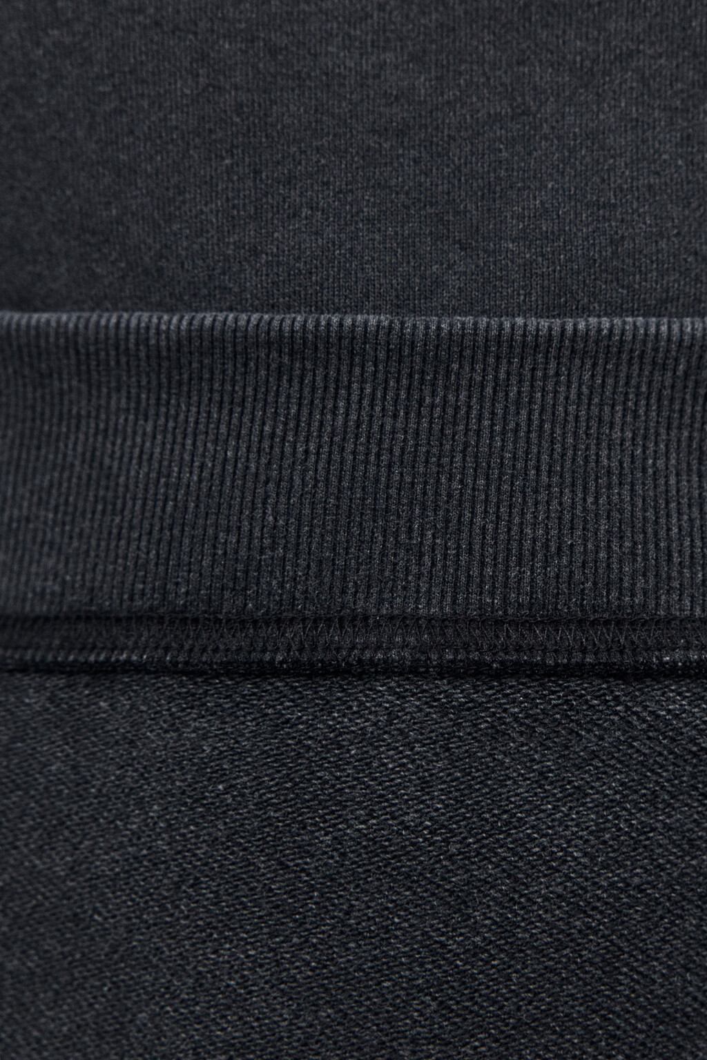 Свитшот из футера с вареным эффектом - цвет черный - 8