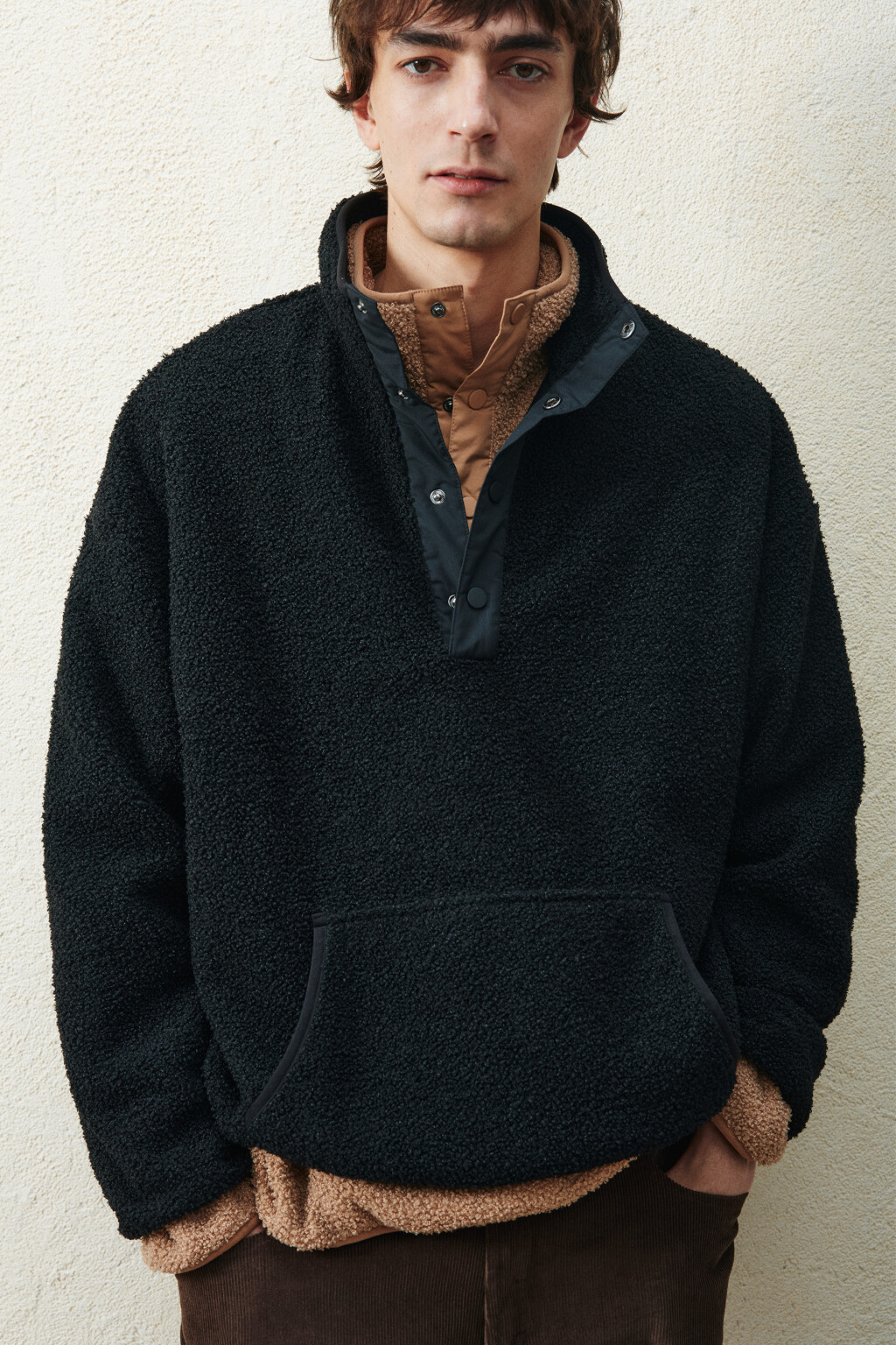 Толстовка флисовая с карманом - цвет черный - 2