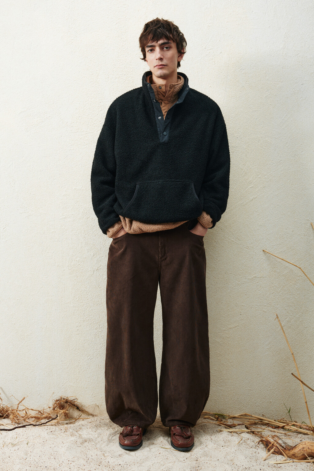 Толстовка флисовая с карманом - цвет черный - 5