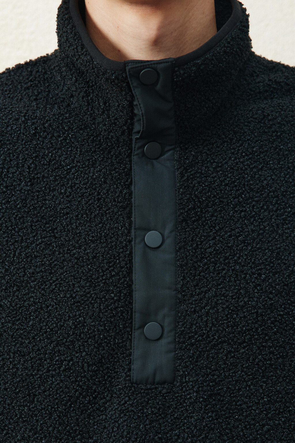 Толстовка флисовая с карманом - цвет черный - 6