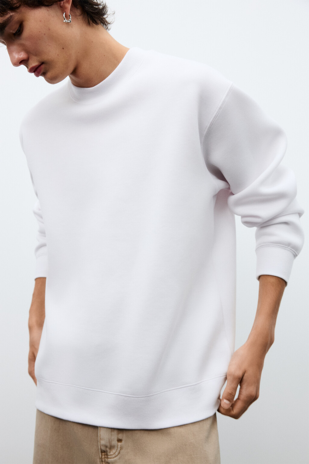 Свитшот из гладкого неопрена - цвет белый - 1