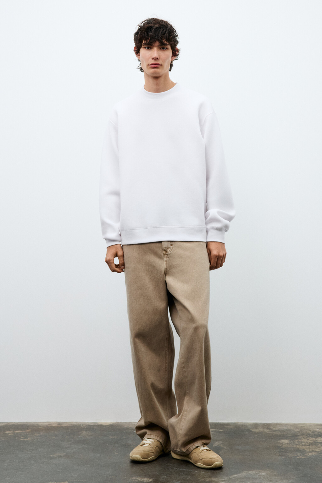 Свитшот из гладкого неопрена - цвет белый - 4