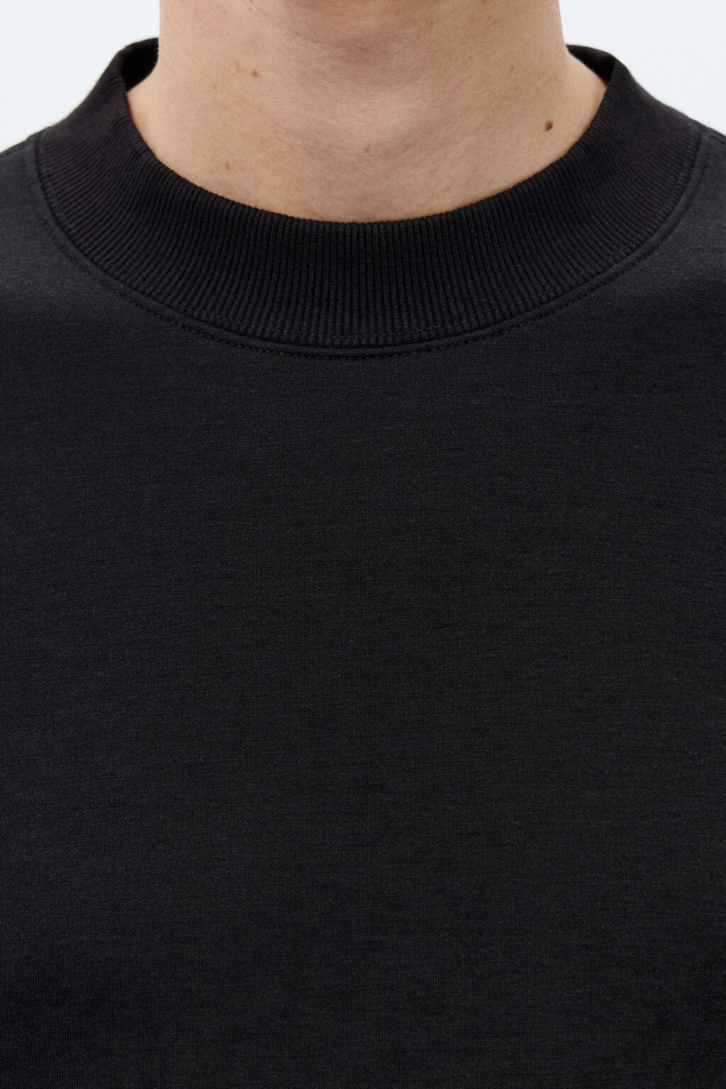 Свитшот из гладкого неопрена - цвет черный - 5