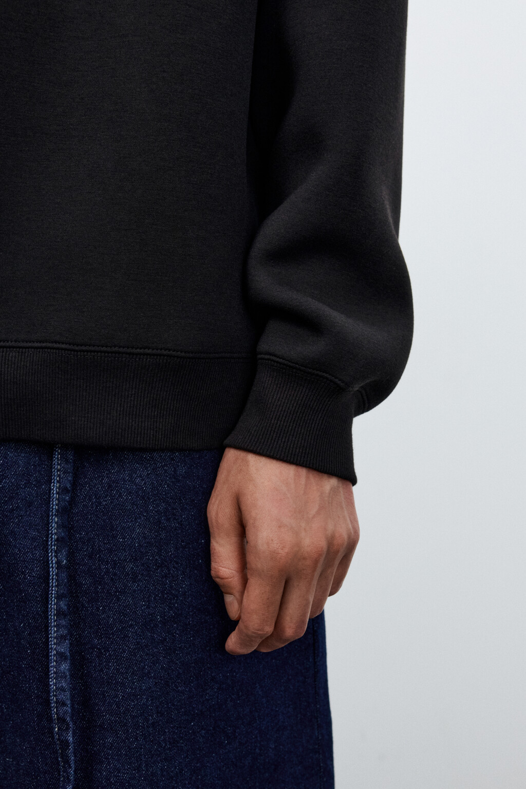 Свитшот из гладкого неопрена - цвет черный - 6