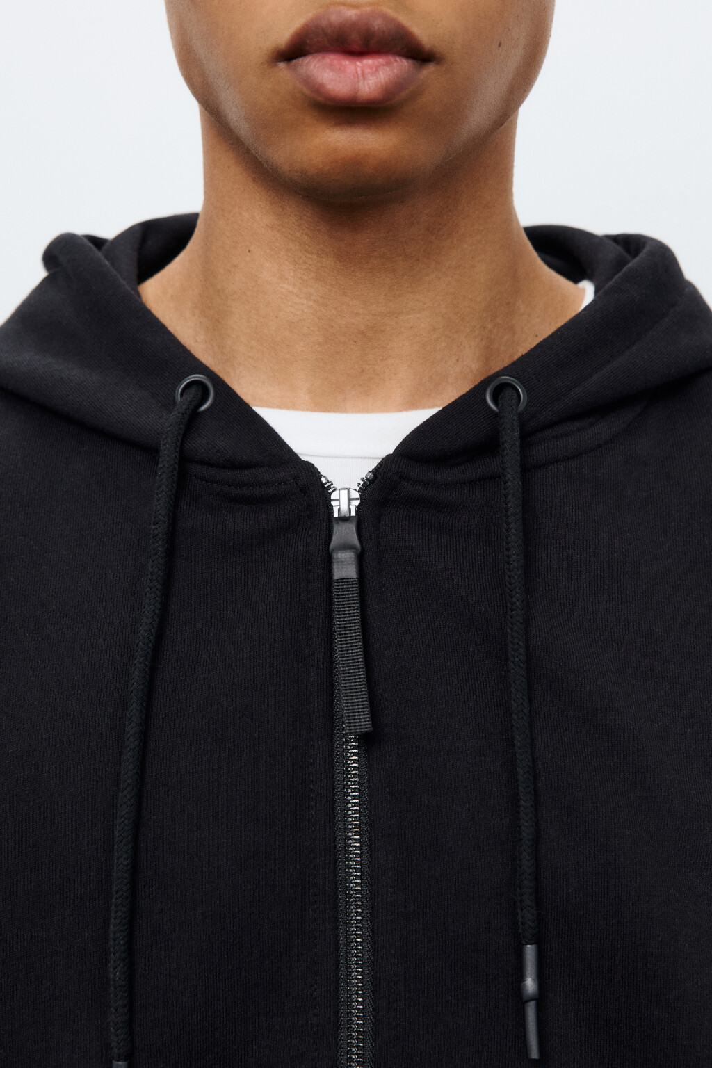 Худи-зипка из футера с капюшоном - цвет черный - 6
