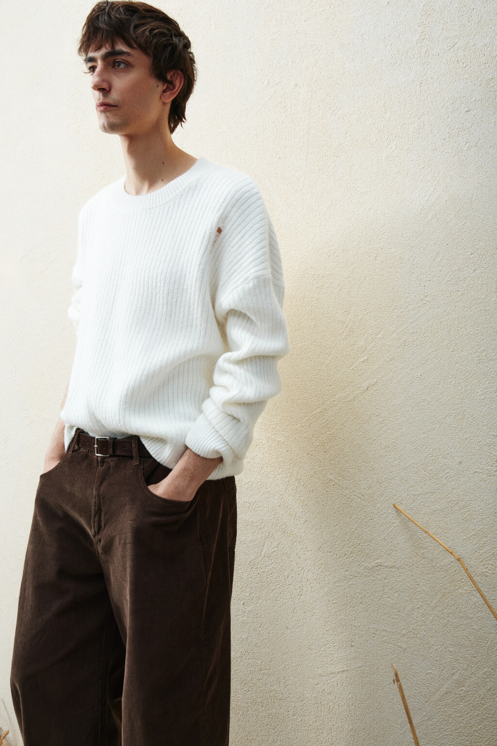 Джемпер вязаный рваный - цвет белый - 1