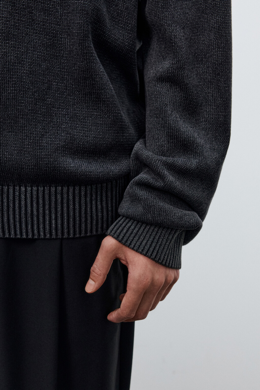 Джемпер вязаный базовый из хлопка - цвет черный - 6