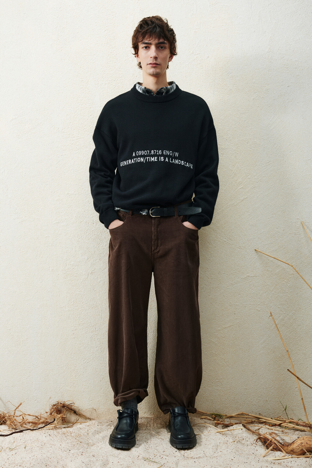 Джемпер вязаный с надписью - цвет черный - 4