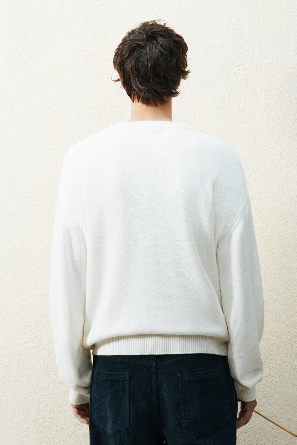 Джемпер вязаный с надписью - цвет белый - 4