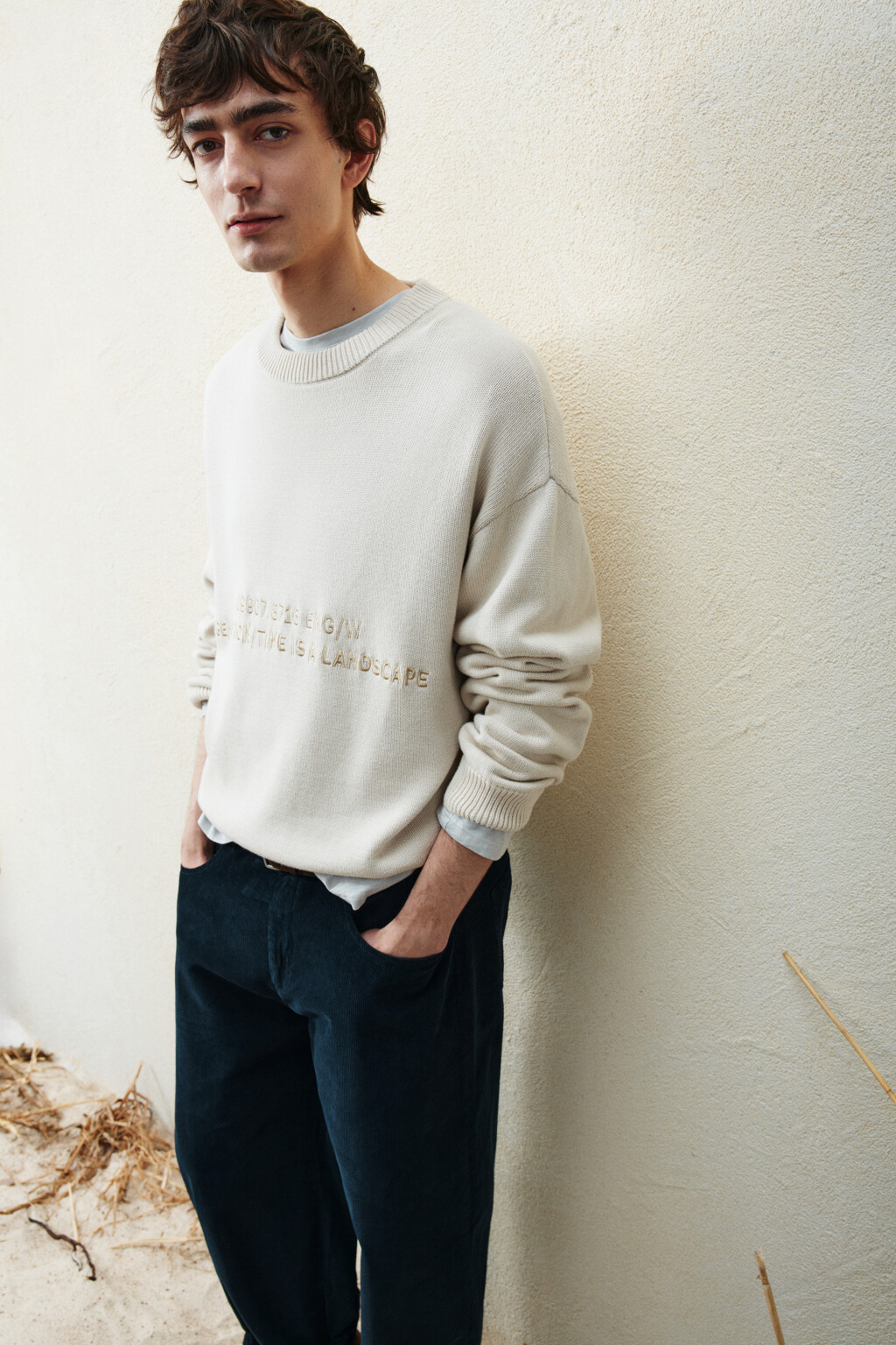 Джемпер вязаный с надписью - цвет бежевый - 1