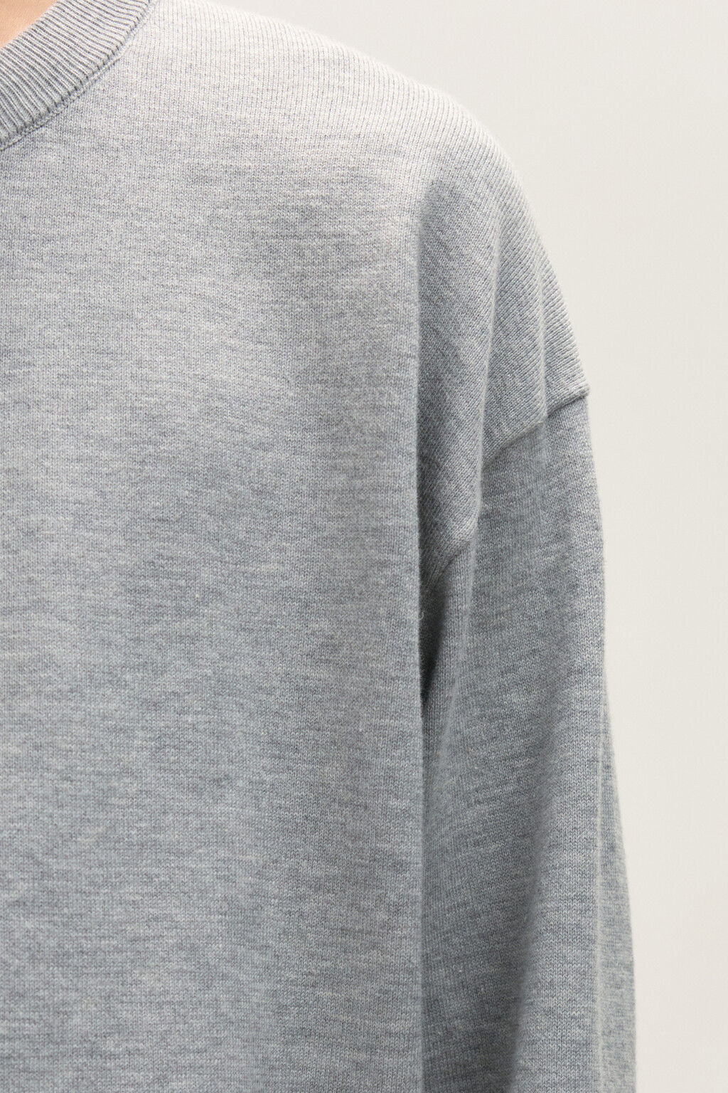 Кардиган трикотажный на пуговицах - цвет серый - 7