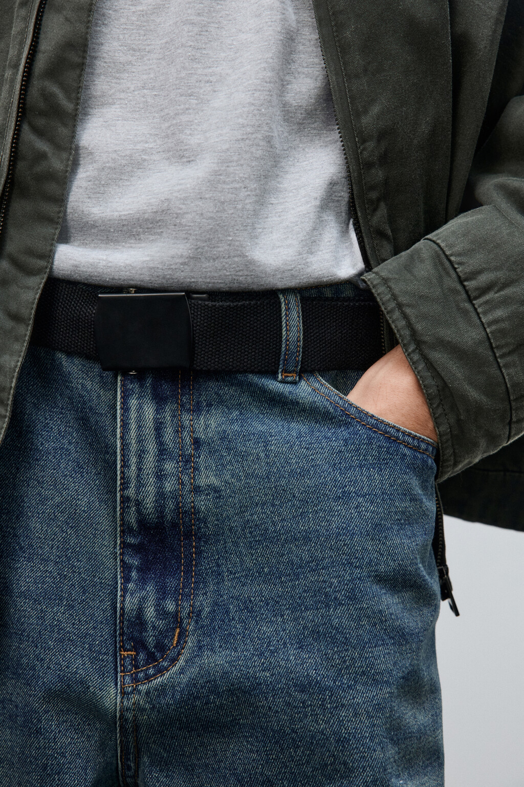 Ремень текстильный с широкой пряжкой - цвет черный - 2