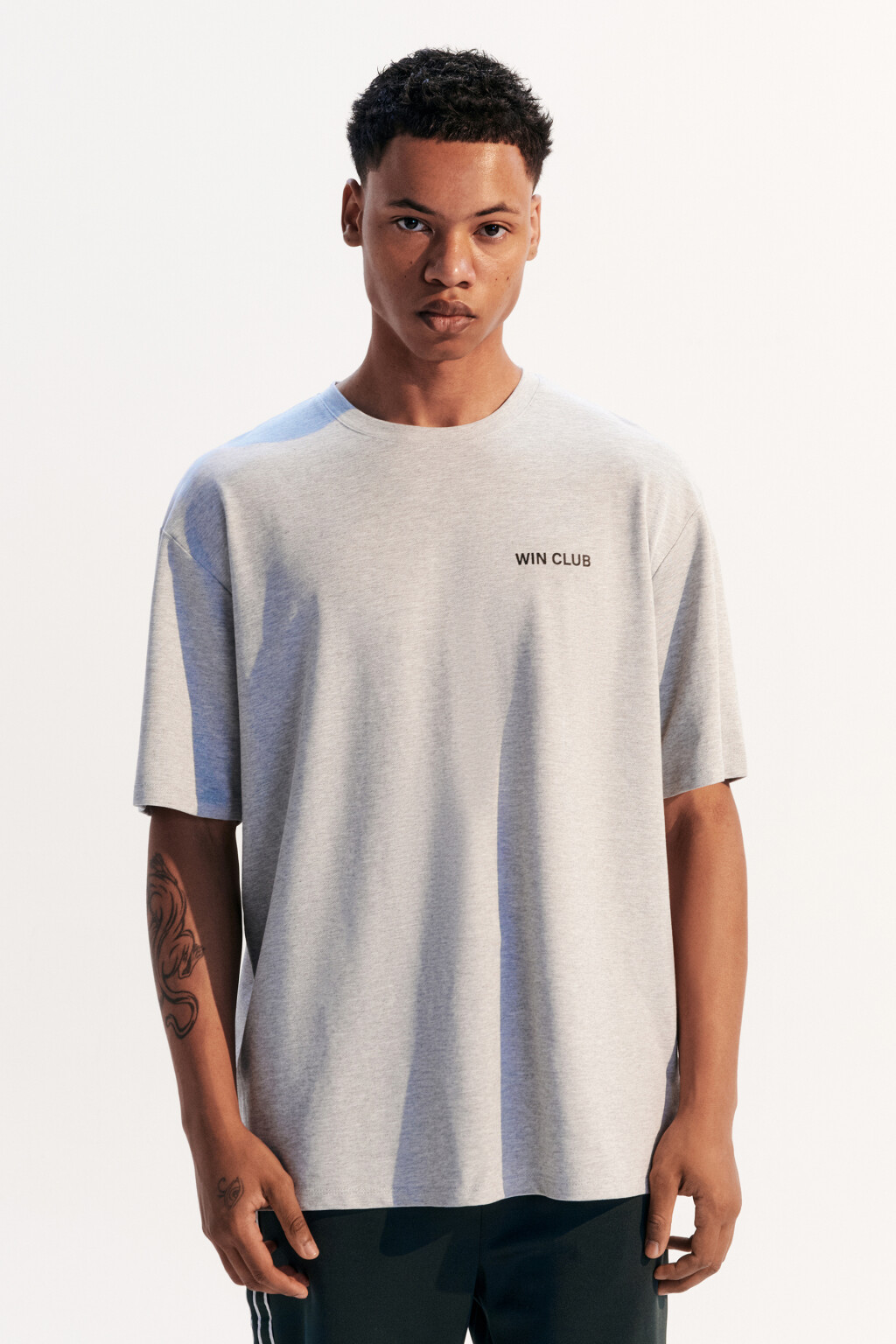 Футболка спортивная из сетки с принтом - цвет серый - 3