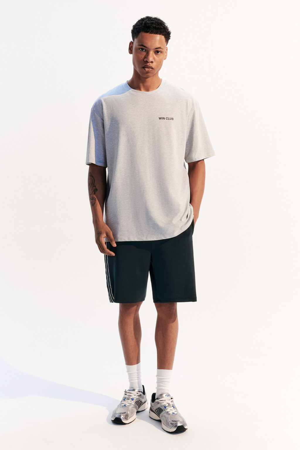 Футболка спортивная из сетки с принтом - цвет серый - 5