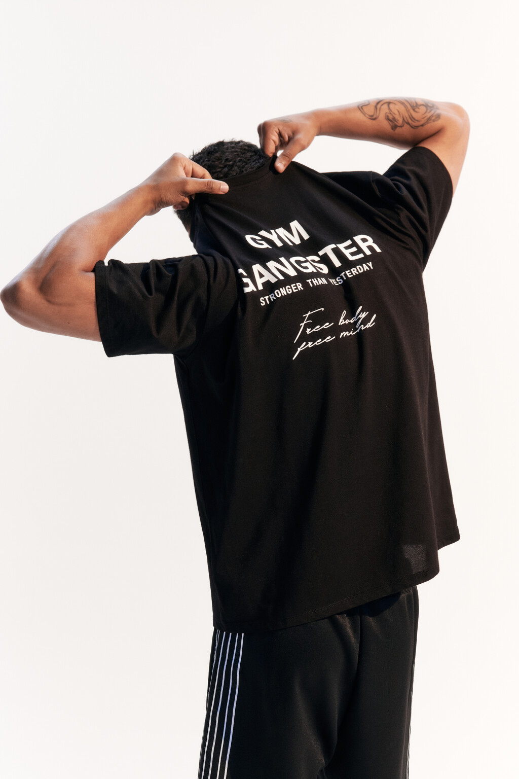 Футболка спортивная из сетки с принтом - цвет черный - 1