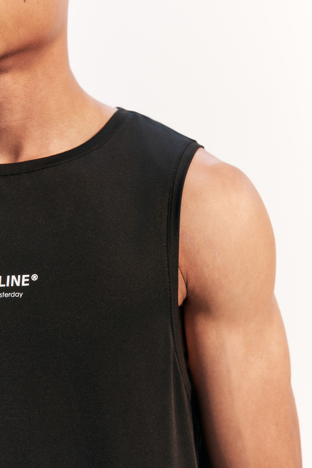 Майка спортивная с надписью - цвет черный - 7