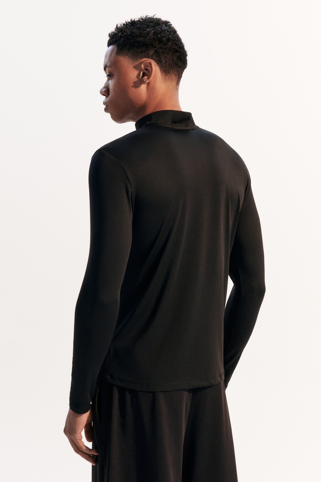 Лонгслив спортивный с надписью - цвет черный - 3