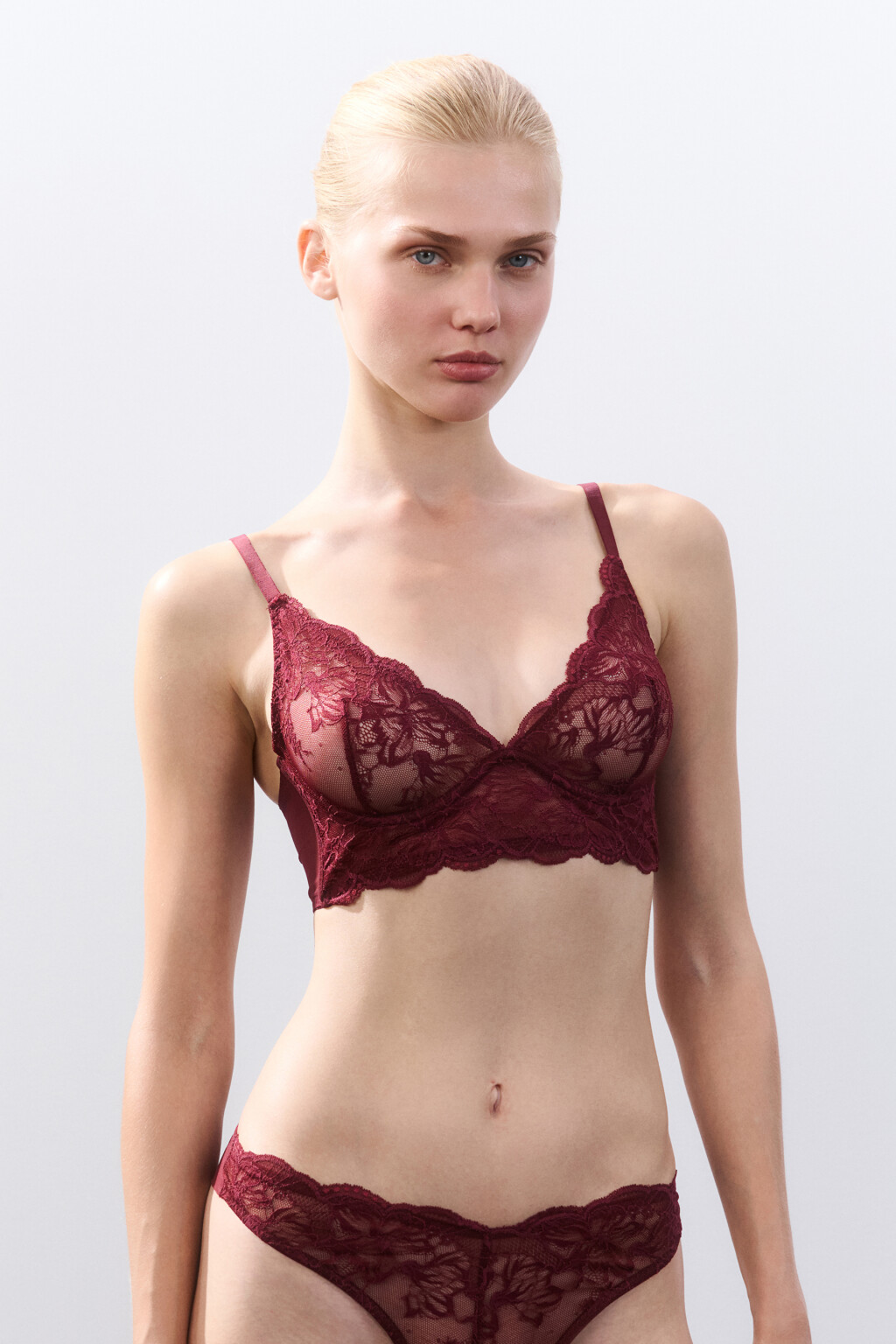 Бюстгальтер-бра с цветочным кружевом - цвет бордовый - 2