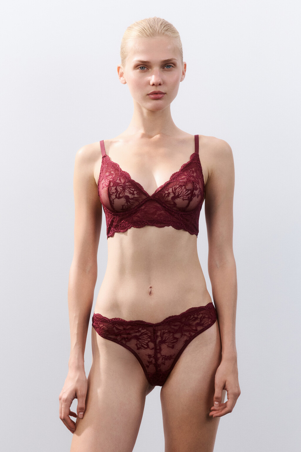 Бюстгальтер-бра с цветочным кружевом - цвет бордовый - 4