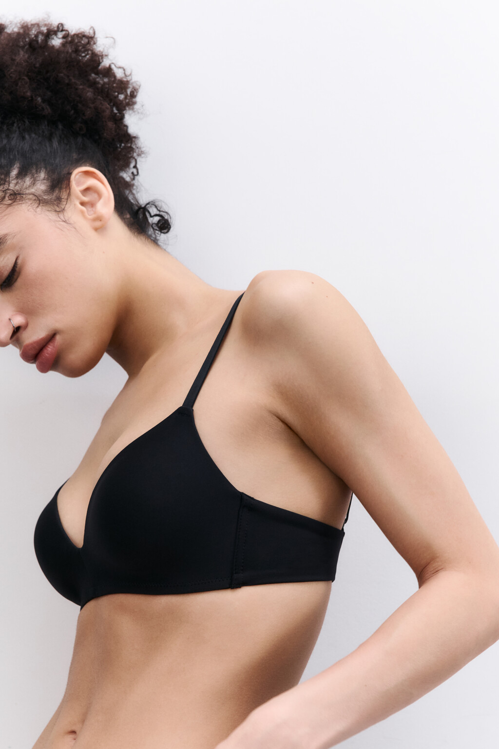 Бюстгальтер-бра на тонких бретелях - цвет черный - 1