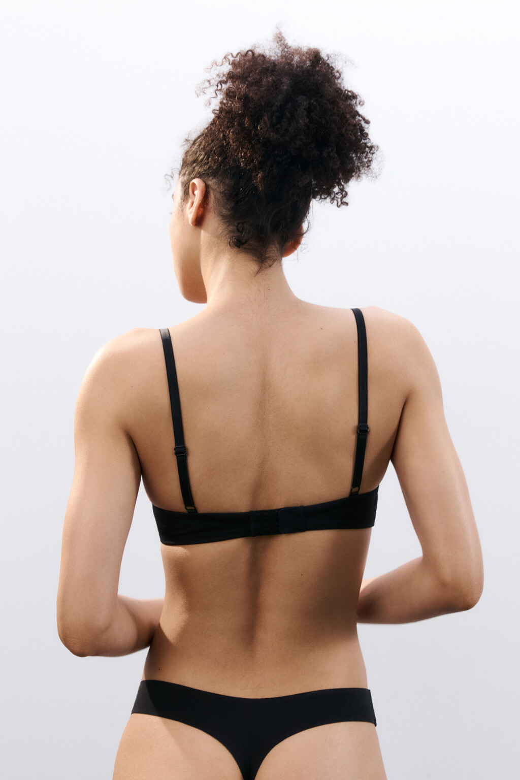 Бюстгальтер-бра на тонких бретелях - цвет черный - 3