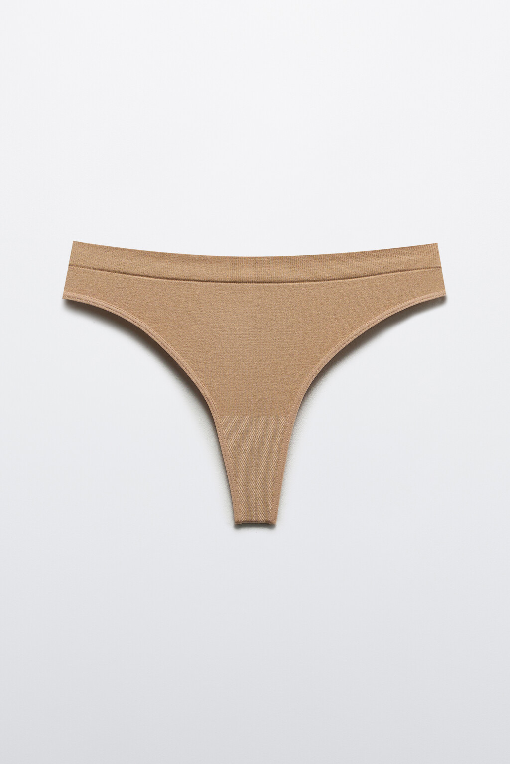 Трусы-стринги бесшовные гладкие - цвет бежевый - 5
