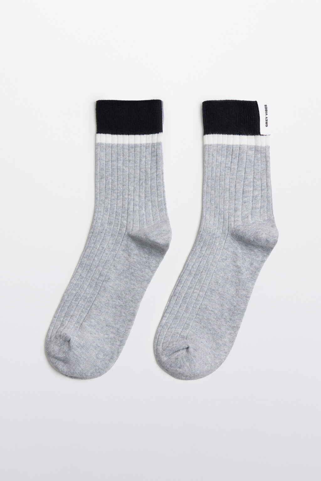 Носки в рубчик с ярлычком - цвет серый - 1
