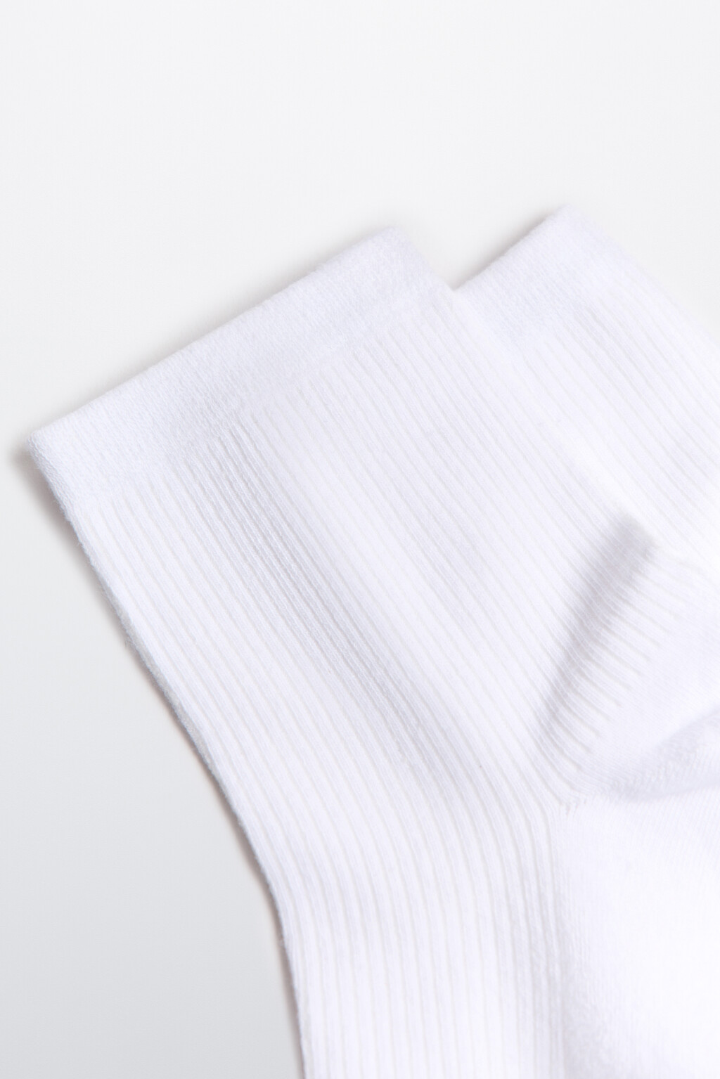 Носки высокие в рубчик - цвет белый - 2