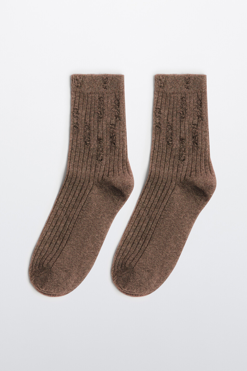 Носки рваные в рубчик - цвет коричневый - 1