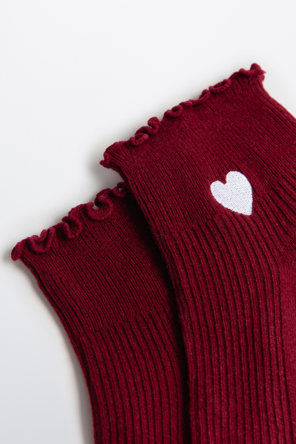 Носки с оборками и сердечком - цвет бордовый - 2
