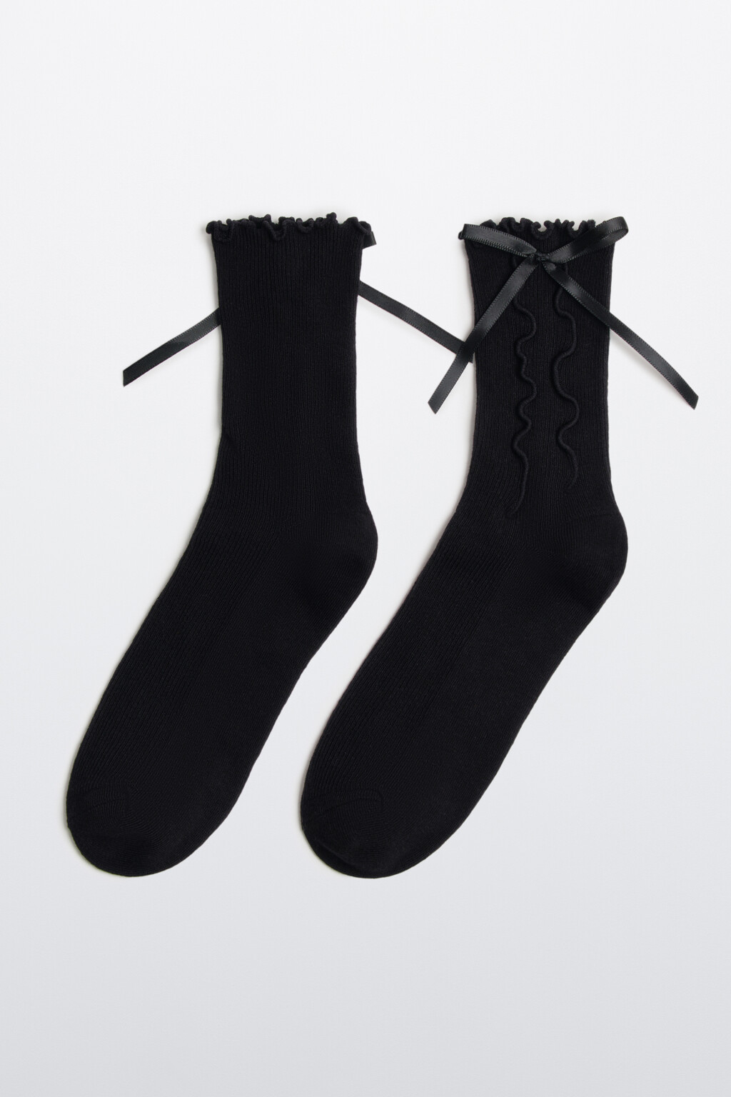 Носки с оборками и бантиками - цвет черный - 1
