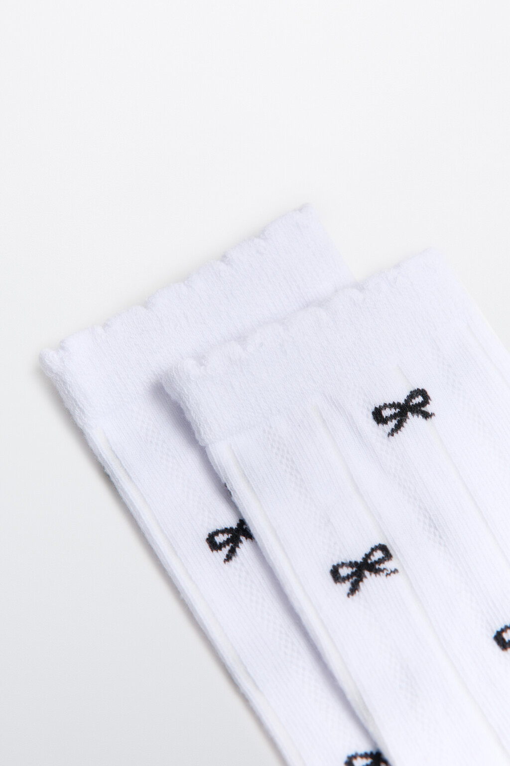 Носки с оборками и бантиками - цвет белый - 2