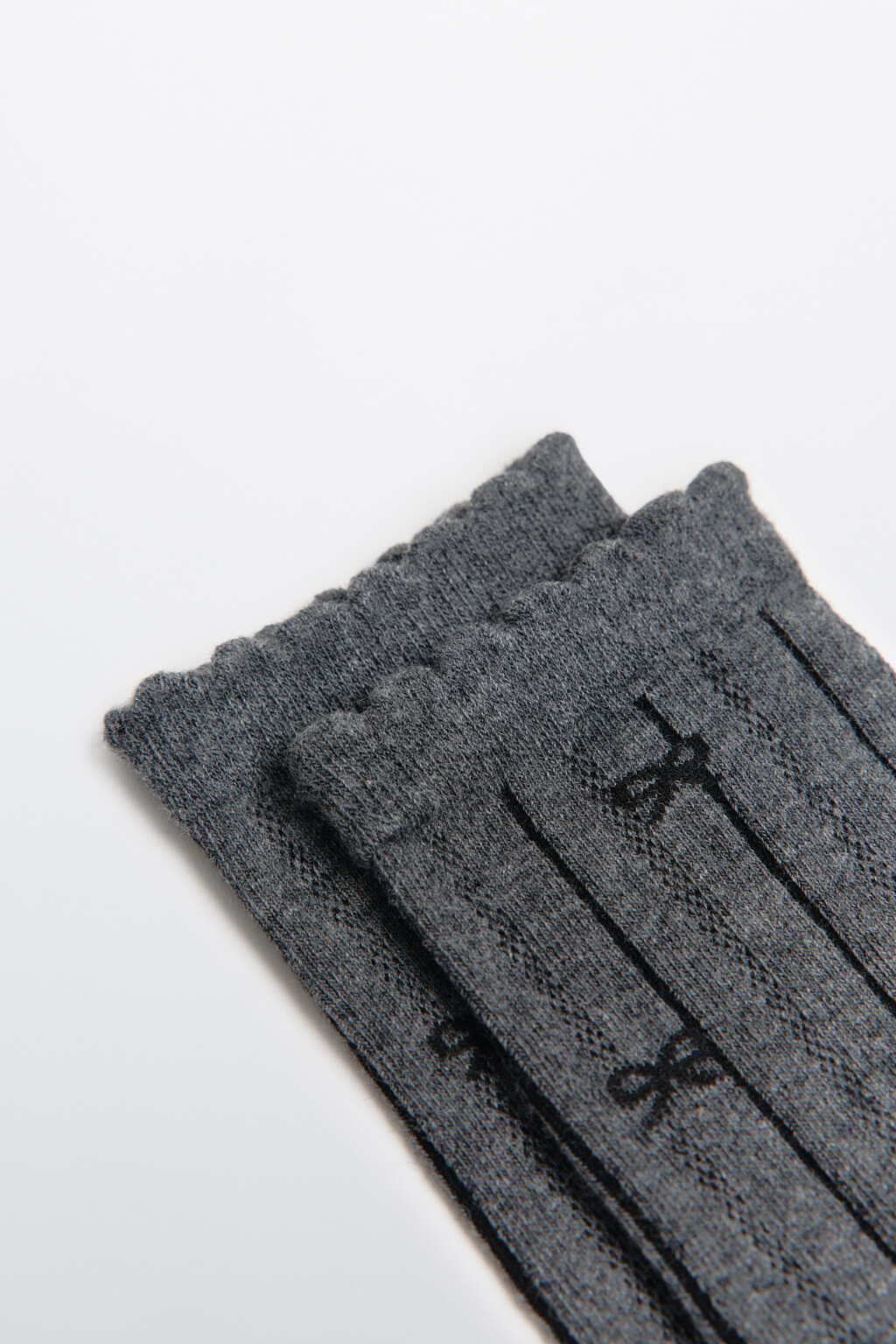 Носки с оборками и бантиками - цвет серый - 2