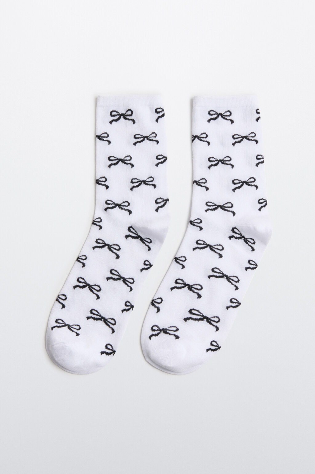 Носки высокие с принтом-бантиками - цвет белый - 1