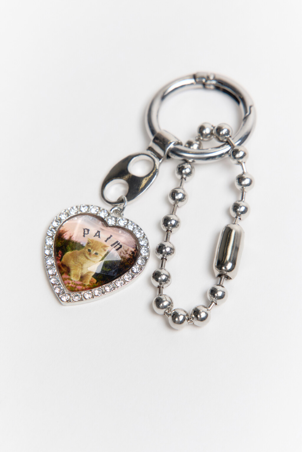 Брелок-обвес с сердечком и стразами - цвет серый - 4