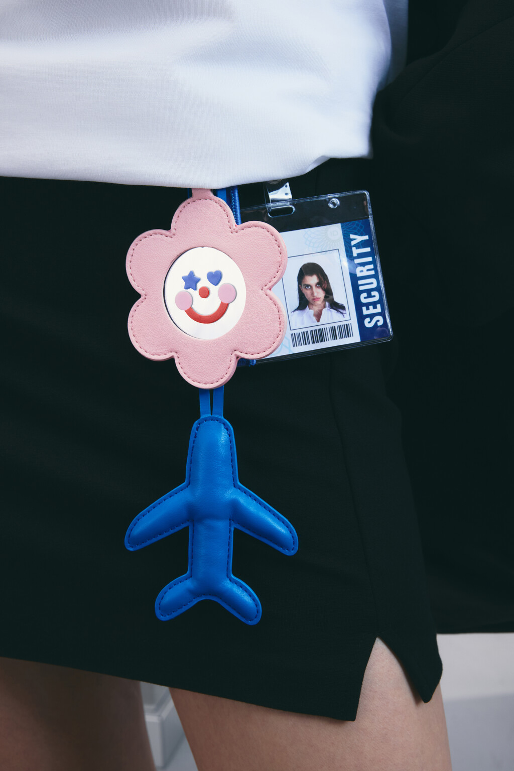 Брелок-обвес с самолетиком - цвет мультиколор - 1