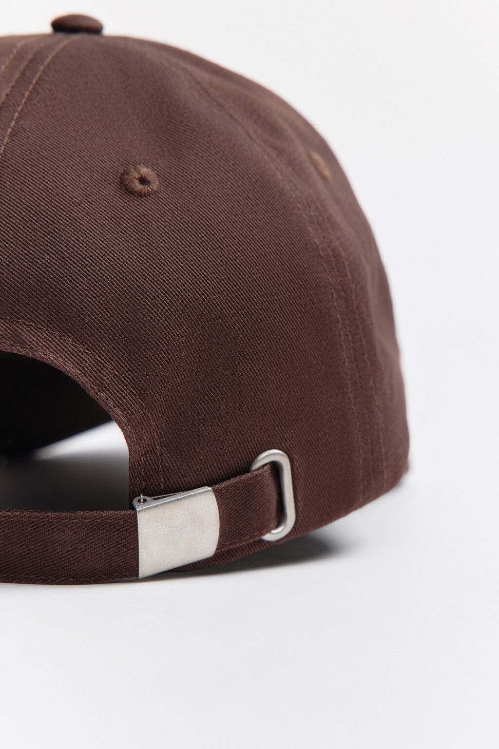 Бейсболка хлопковая с вышивкой - цвет коричневый - 6