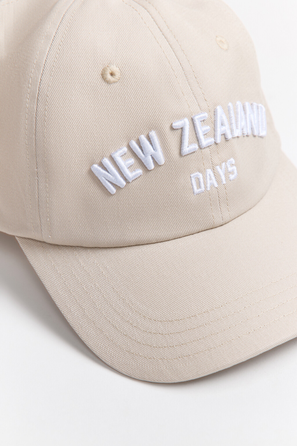 Бейсболка хлопковая с вышивкой - цвет молочный - 6