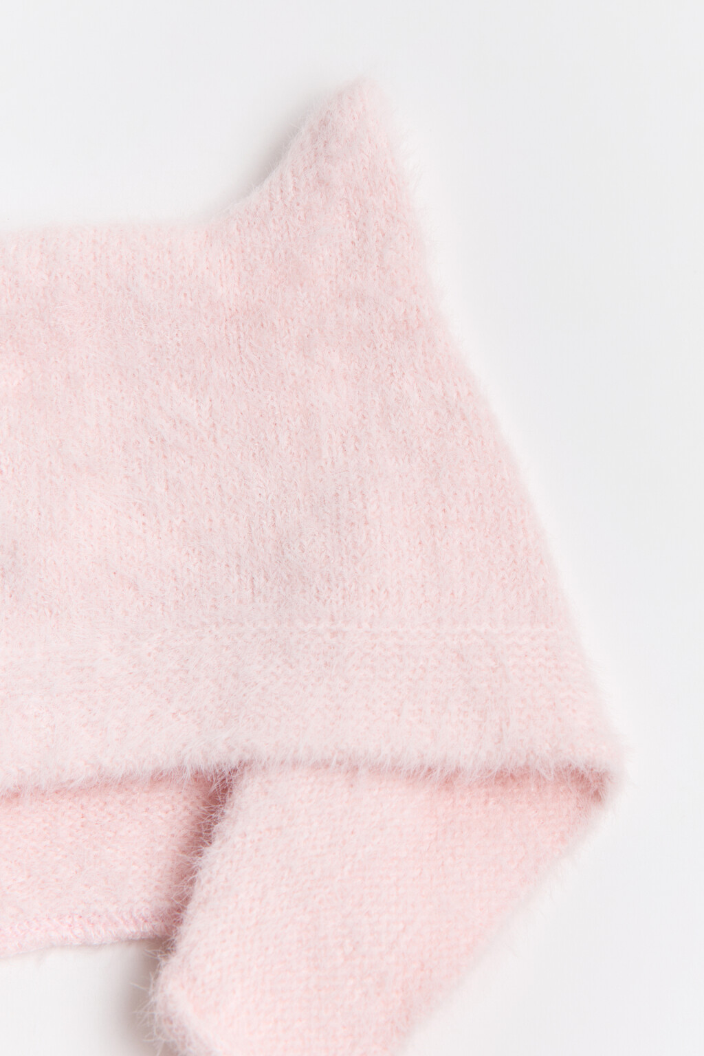 Шапка-чепчик с ушками и завязками - цвет розовый - 2