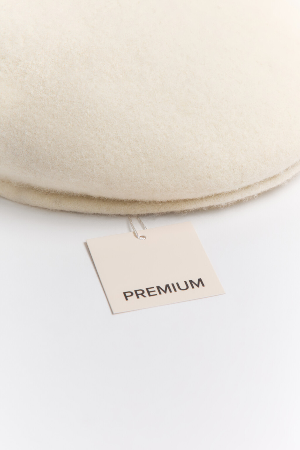 Берет-кепи из натуральной шерсти - цвет молочный - 3