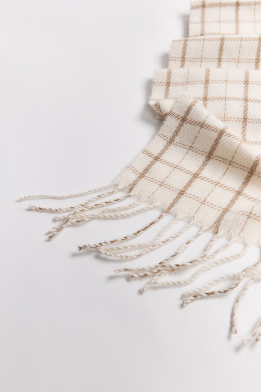 Шарф в клетку с бахромой - цвет молочный - 4