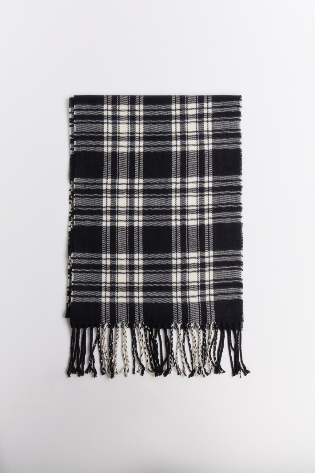 Шарф в клетку с бахромой - цвет черный - 3